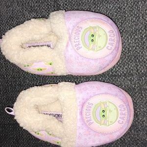 Yoda girls house shoes
